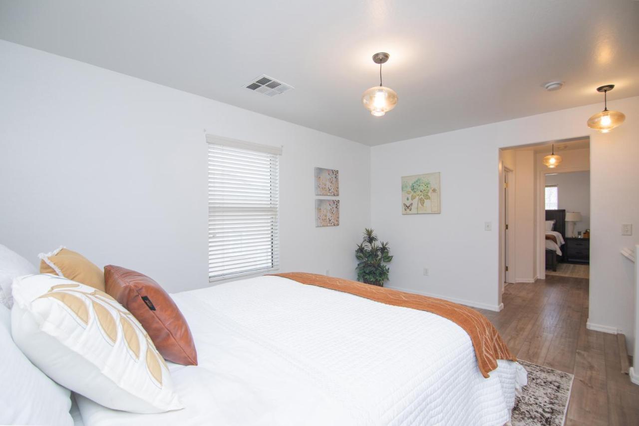 Stylish Home Phoenix - Low Rates Now! 외부 사진
